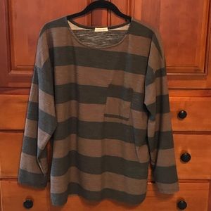 NWOT light weight stripe top